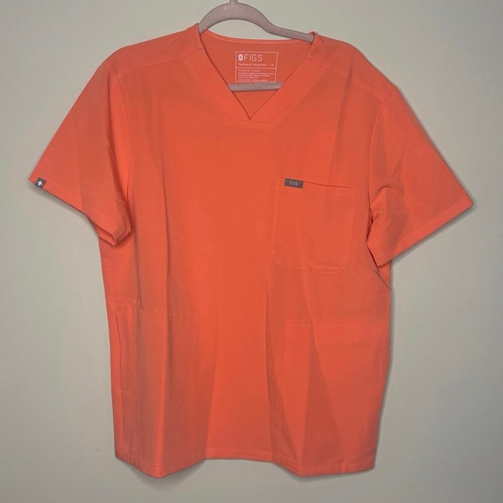 Figs Chisec Men’s Scrub Top Size M Peach NWT